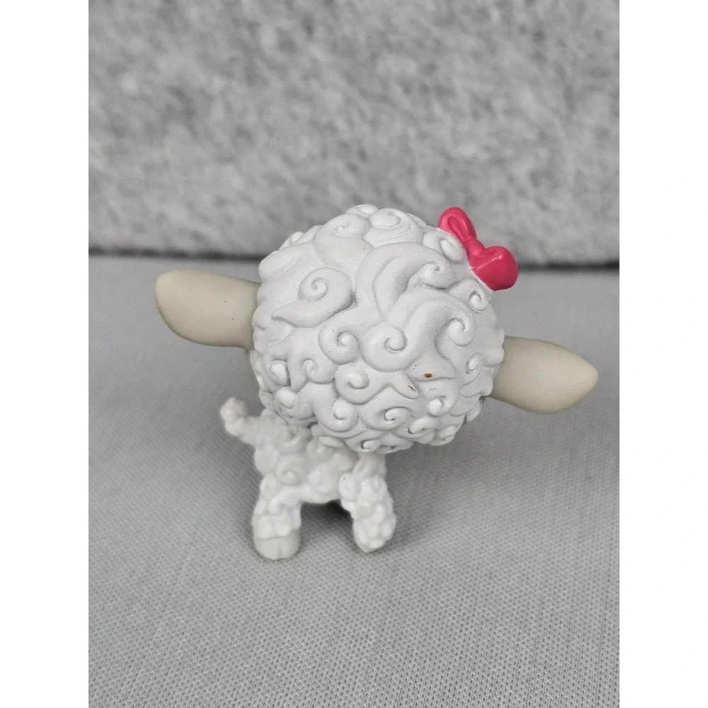 Littlest Pet Shop Hasbro LPS White Lamb #376 and Tan Lamb #1003
